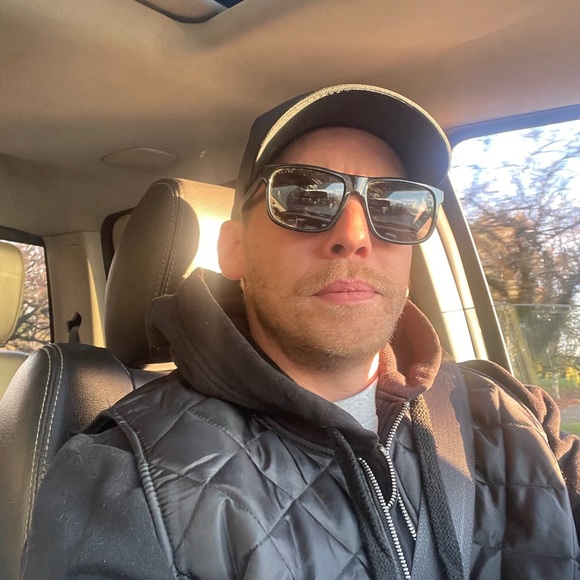 Meet your Posher, Tyler - Picture 1 of 1